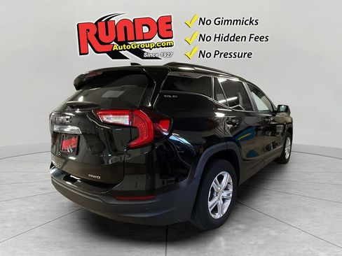 Used 2022 GMC Terrain SLE w/ Driver Convenience Package image 6