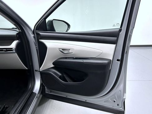 Used 2025 Hyundai Tucson SEL image 16