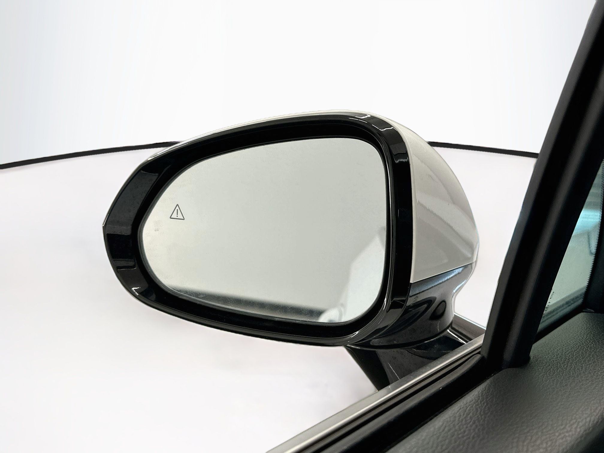 Used 2025 Hyundai Sonata SEL FWD image 16