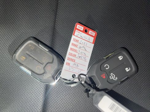 Used 2021 GMC Sierra 1500 SLT image 26