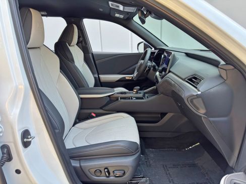 Used 2026 Lexus TX 500h AWD w/ Technology Package image 15