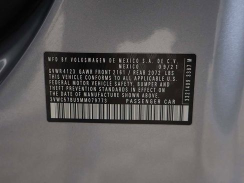 Used 2021 Volkswagen Jetta SE w/ SE Cold Weather Package image 47