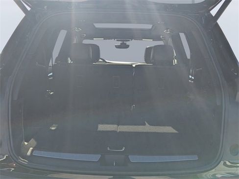 Used 2022 Cadillac XT6 Premium Luxury w/ Technology Package image 12