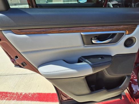Used 2017 Honda CR-V EX-L image 9