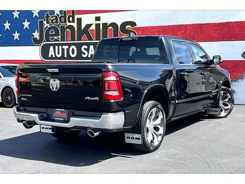 Used 2022 RAM 1500 Limited AWD/4WD image 2