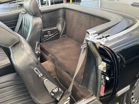Used 1989 Mercedes-Benz 560 SL image 19