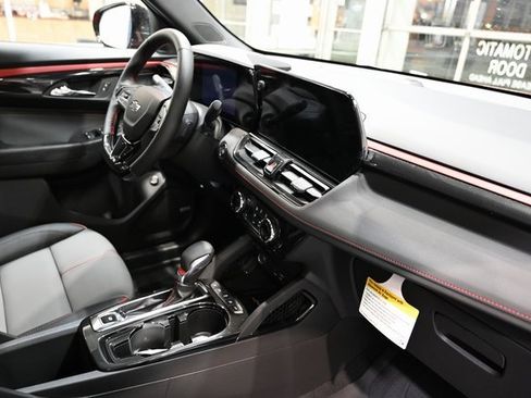 New 2026 Chevrolet TrailBlazer RS w/ Convenience Package image 13