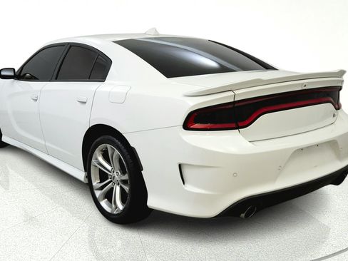 Used 2022 Dodge Charger R/T RWD image 5