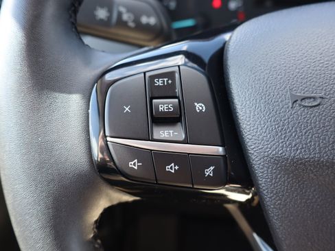 Used 2022 Ford Escape SEL image 20