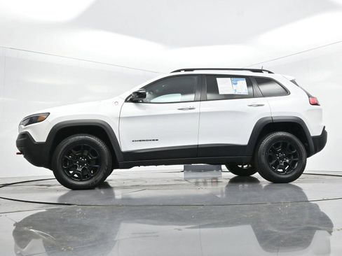 Used 2022 Jeep Cherokee Trailhawk w/ Trailer Tow Group AWD/4WD image 45