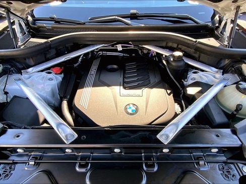Used 2022 BMW X5 xDrive40i image 21