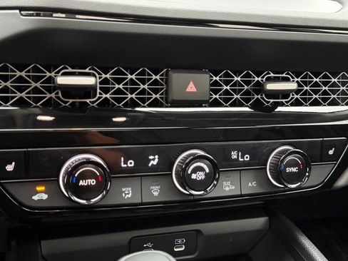 Used 2024 Honda Accord EX-L image 12