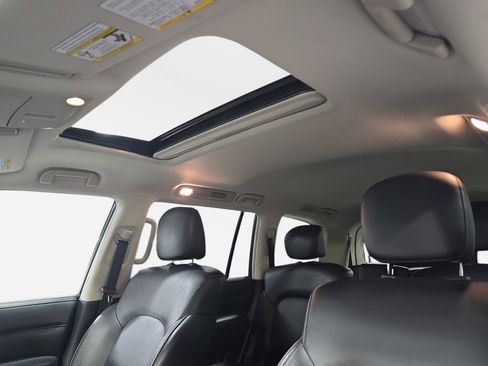 Certified 2024 INFINITI QX80 Luxe image 29