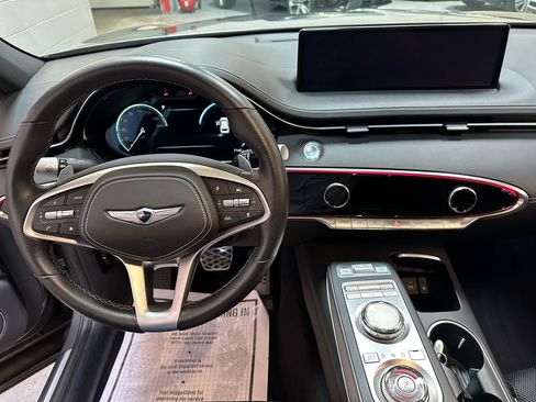Used 2023 Genesis GV70 2.5T w/ Sport Prestige Package AWD/4WD image 17