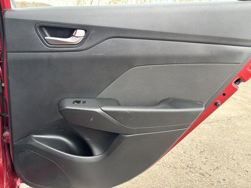 Used 2018 Hyundai Accent SE image 21