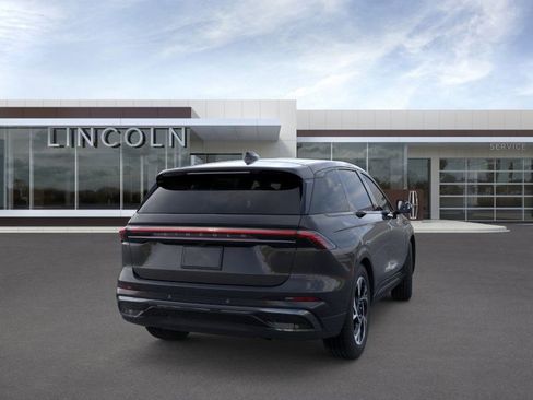 New 2025 Lincoln Nautilus Premier w/ Equipment Group 102A image 8
