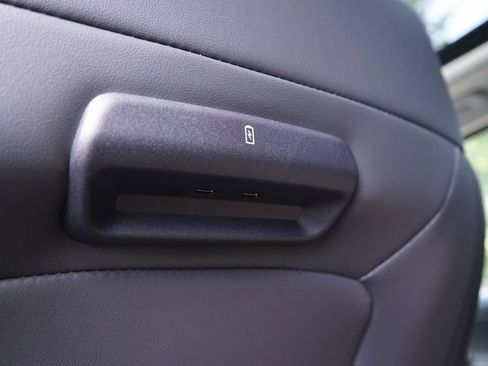 New 2026 Ford Expedition Active AWD/4WD image 13