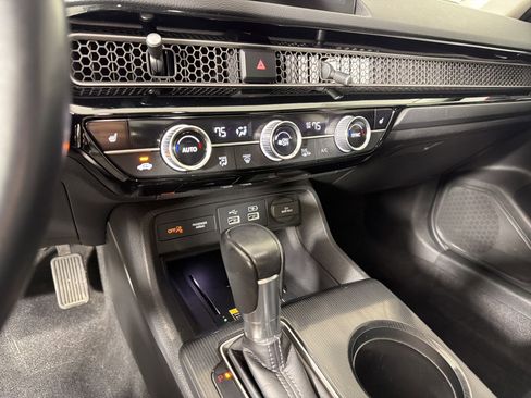 Certified 2022 Honda Civic Touring image 26