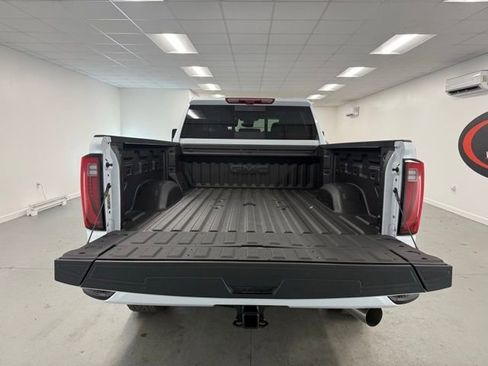 New 2026 GMC Sierra 2500 Denali Ultimate AWD/4WD image 8
