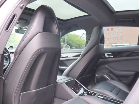 Used 2018 Porsche Panamera 4S AWD/4WD image 13