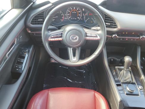 Used 2023 MAZDA MAZDA3 s image 30