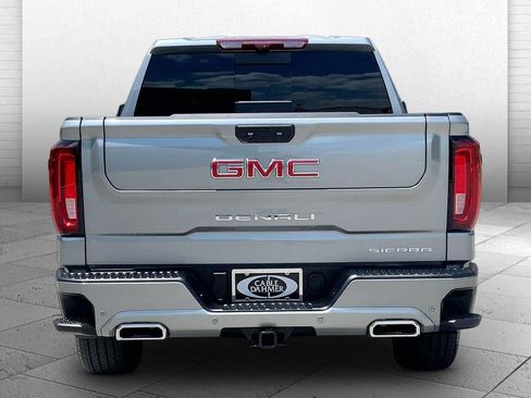 Used 2026 GMC Sierra 1500 Denali AWD/4WD image 3