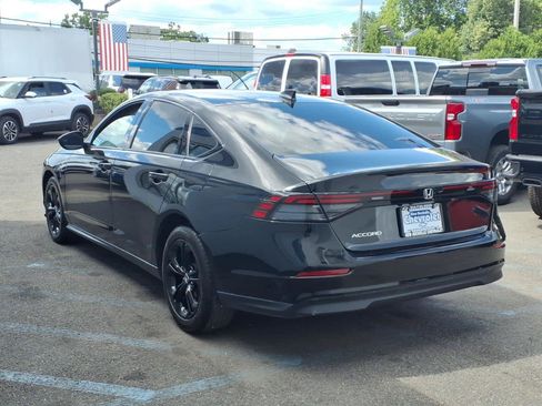 Used 2025 Honda Accord SE image 4