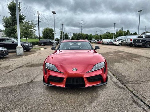 Used 2021 Toyota Supra RWD image 11