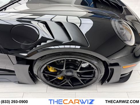 Used 2025 Porsche 911 GT3 RS image 40