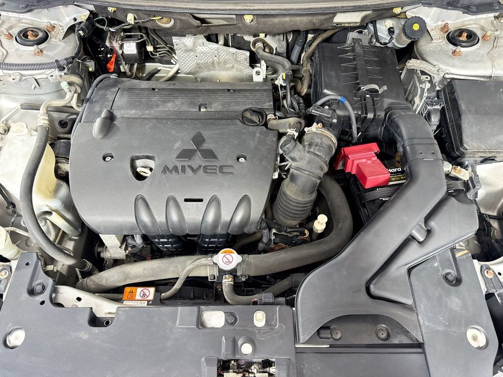 Used 2016 Mitsubishi Lancer ES FWD image 31