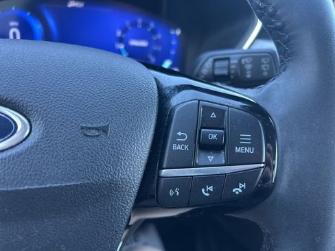 Used 2022 Ford Escape Titanium w/ Class II Trailer Tow Package image 29