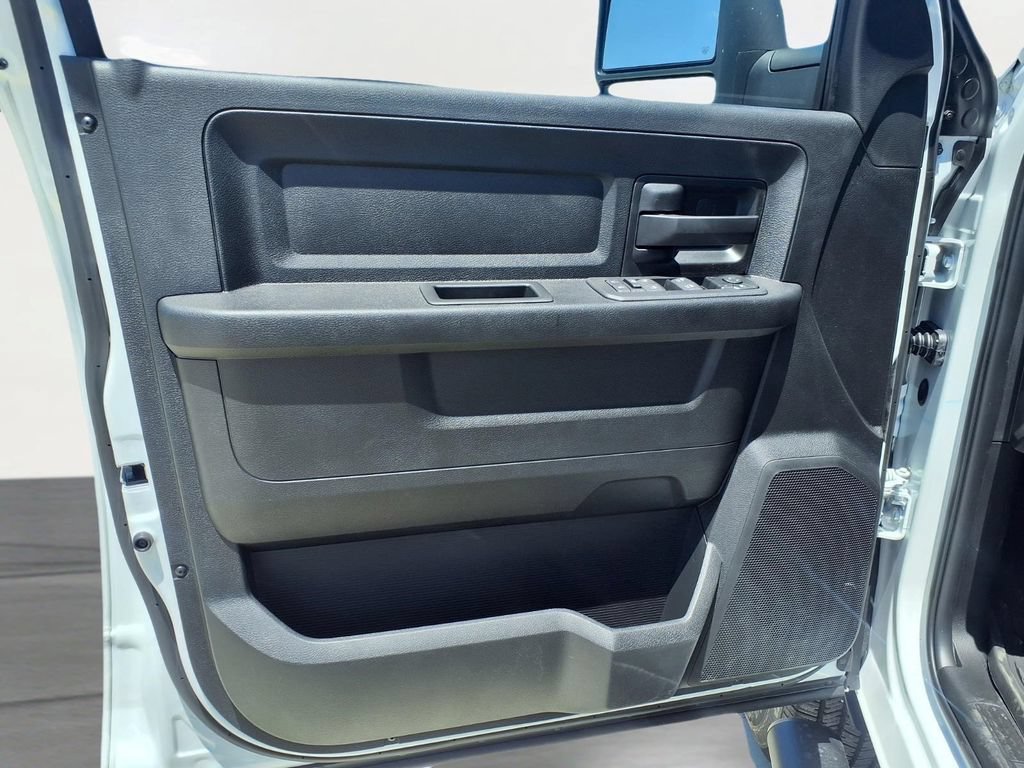 New 2026 RAM 3500 Tradesman AWD/4WD image 13