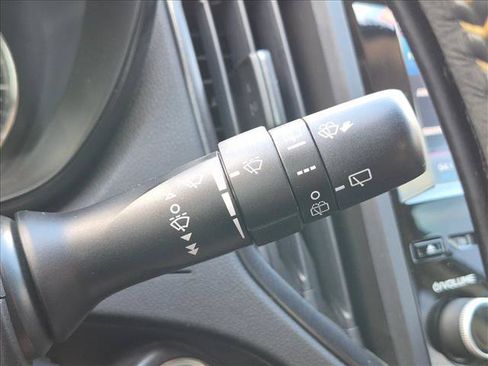 Used 2021 Subaru Crosstrek 2.5i Sport AWD/4WD image 6