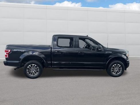 Used 2019 Ford F150 XLT w/ Equipment Group 302A Luxury AWD/4WD image 9