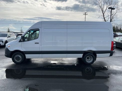 New 2026 Mercedes-Benz Sprinter 3500 image 3