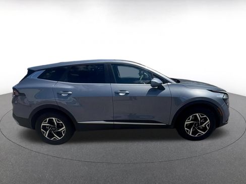Used 2025 Kia Sportage LX FWD image 14