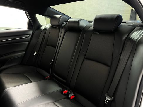 Used 2019 Honda Accord Sport image 22