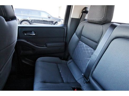 New 2026 Nissan Frontier SV w/ SV Convenience Package image 9