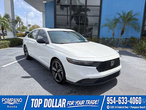 Used 2024 Honda Accord Sport image 2
