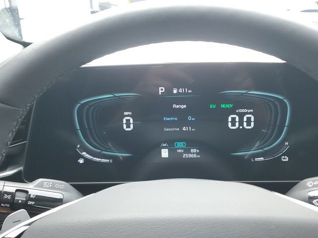 Certified 2023 Kia Niro SX Touring FWD image 23