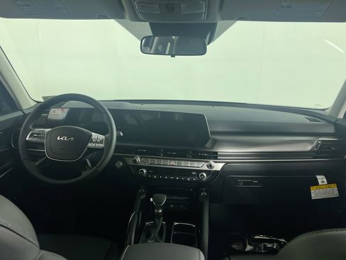 New 2025 Kia Telluride S image 30