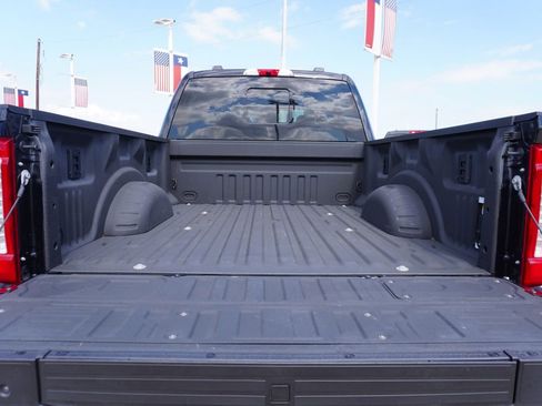 Certified 2024 Ford F250 King Ranch w/ FX4 Off-Road Package AWD/4WD image 33