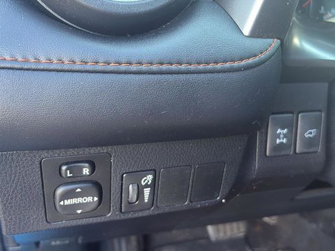 Used 2016 Toyota RAV4 SE image 18