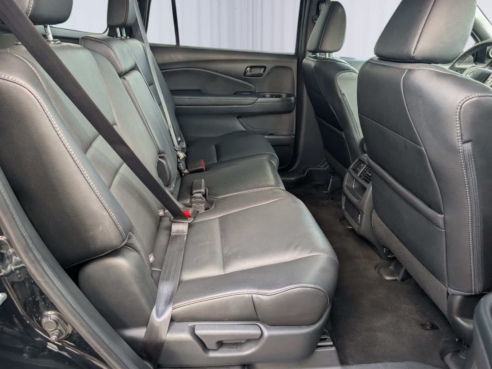 Certified 2023 Honda Passport EX-L image 12