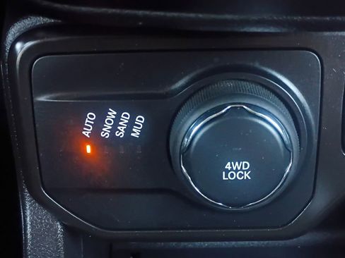 Used 2020 Jeep Renegade Sport image 10