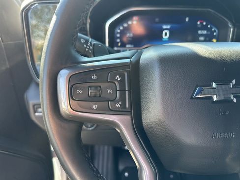 Used 2024 Chevrolet Silverado 1500 ZR2 w/ Technology Package image 10