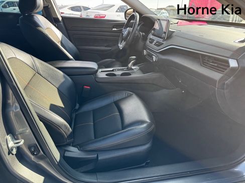 Used 2020 Nissan Altima 2.5 SR image 25