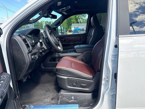 New 2026 RAM 2500 Limited AWD/4WD image 16