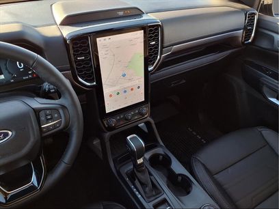 New 2025 Ford Ranger Lariat w/ Convenience Package