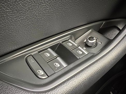 Used 2019 Audi A4 2.0T Premium w/ Convenience Package image 45